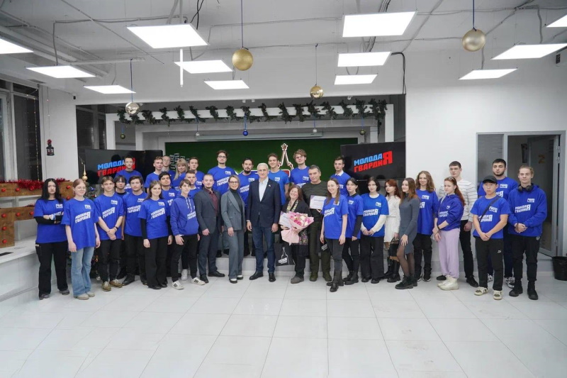 «Молодая Гвардия» Москвы присоединилась к проекту «Помощь военнослужащим и их семьям»